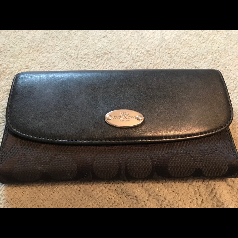 Coach wallet